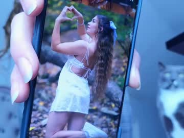 chroniclove's chat room