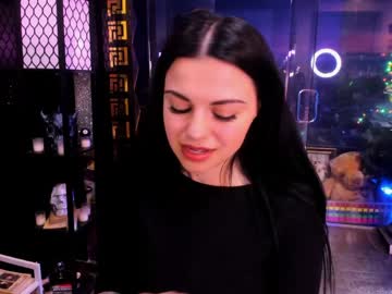 alma_pearl's chat room