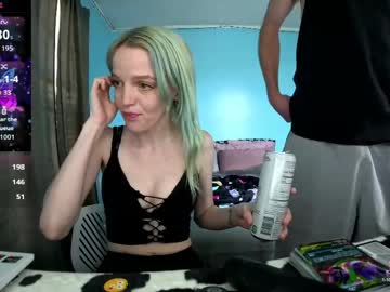 dadwouldbeproud1's chat room