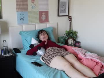 ellynaomi's chat room