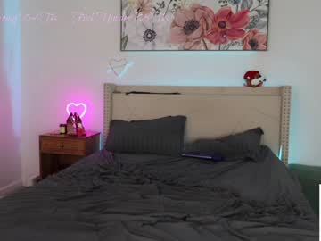 ari_lovexo's chat room