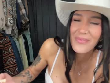 ella2sweet's chat room