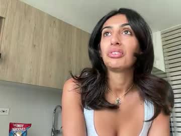 camiliakxoxo's chat room