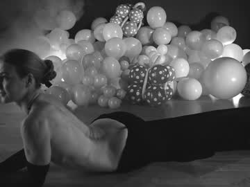 rocknrose's chat room