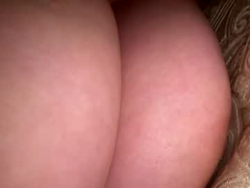 x_dreamgirl_x's chat room