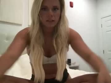 mollycline's chat room