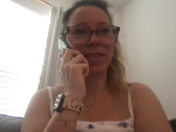 texas_blonde's chat room