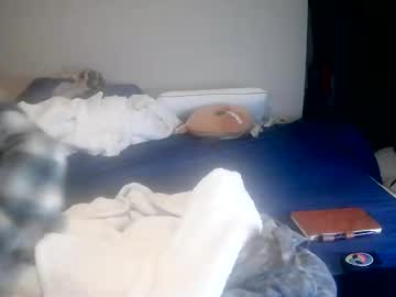 kaylaelizabeth97's chat room