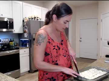 holihurricane's chat room