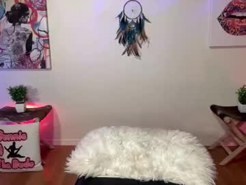 bunnieandthedude's chat room