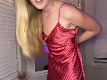 elliee81's chat room