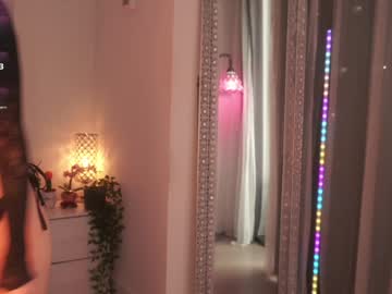 mysticxkitty's chat room