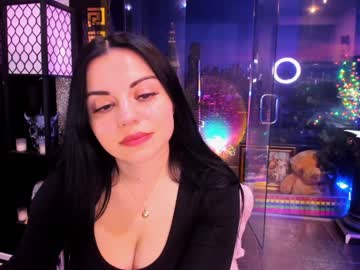 alma_pearl's chat room