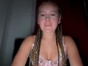 missameliah's chat room