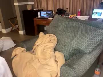 kibrombariu45's chat room