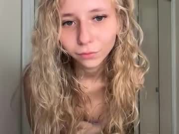 anyaa777's chat room