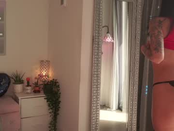 mysticxkitty's chat room